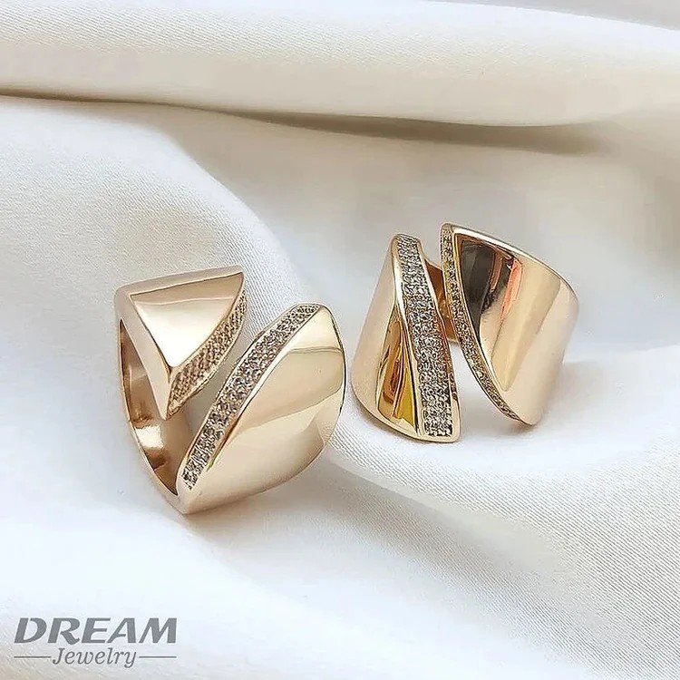 انگشتر زنانه طرح نگین‌دار آینه‌ای برند DREAM